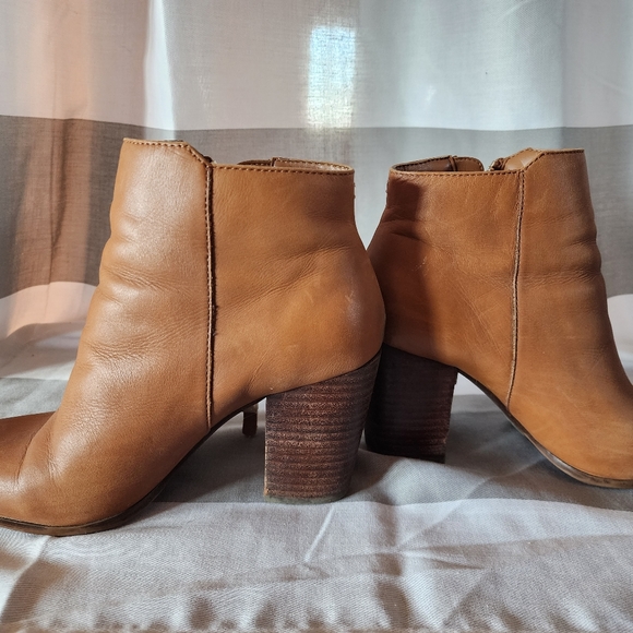 Aldo Booties - Picture 3 of 7